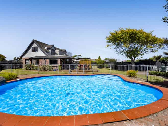 9 County Drive, Hawera