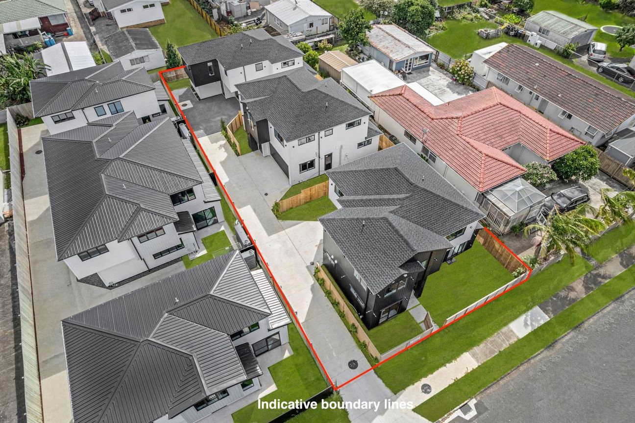 New 5 Bedroom standalone Homes in Prime Location! - Widok 2