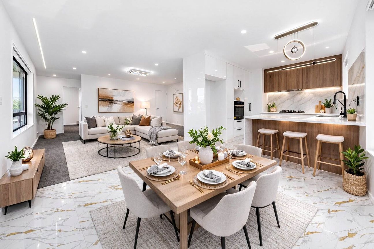 New 5 Bedroom standalone Homes in Prime Location! - Więcej