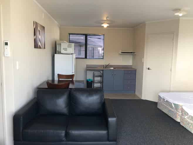 7/23 Jones Crescent, Melville