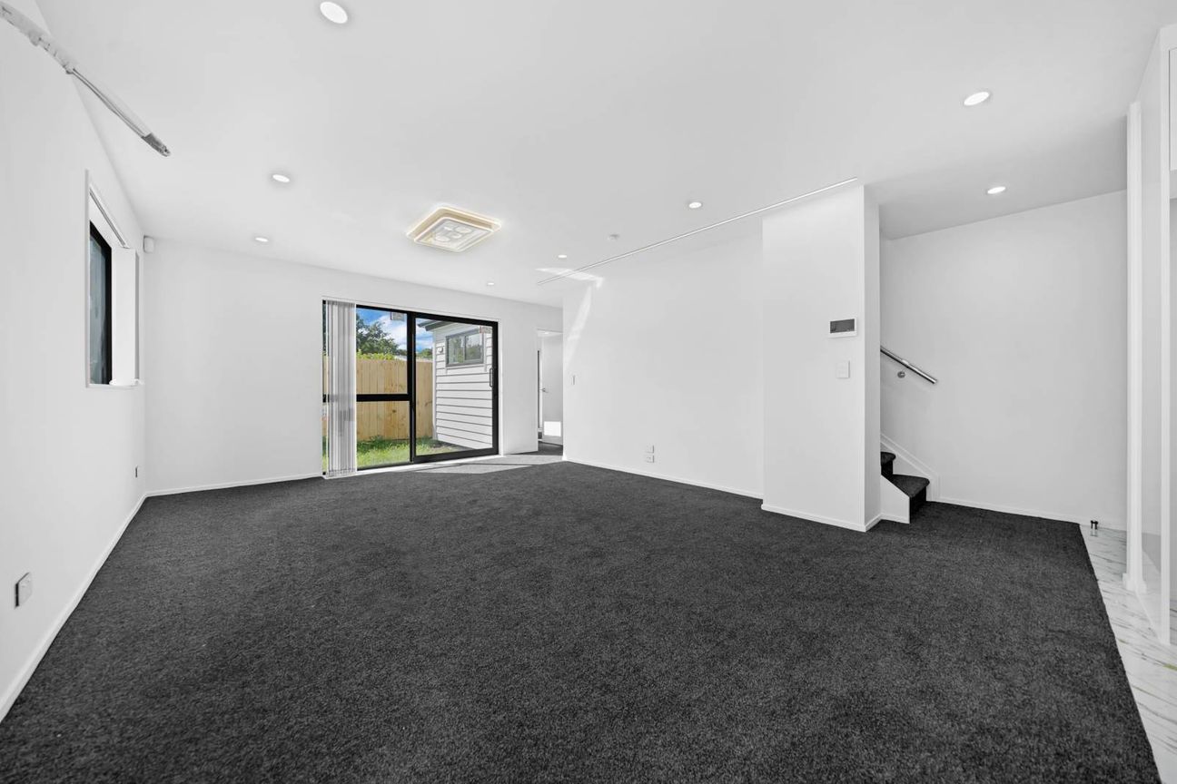 New 5 Bedroom standalone Homes in Prime Location! - Ansicht 3