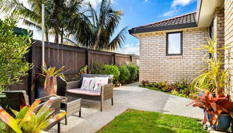 32 Magnolia Drive, Waiuku