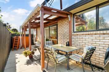 32 Magnolia Drive, Waiuku