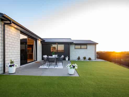 12 Rose Berry Crescent, Flagstaff