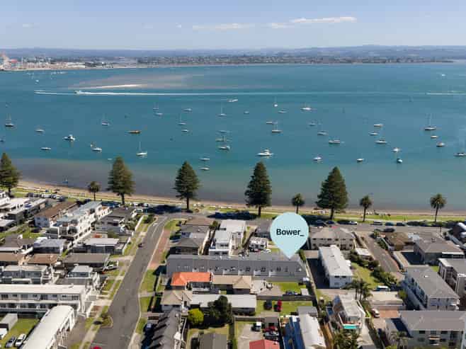 8/3 Leinster Avenue, Mount Maunganui