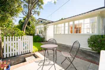 50 Nottingham Street, Karori