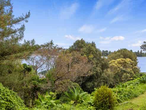 2/14 Williams Street, Tauranga Central