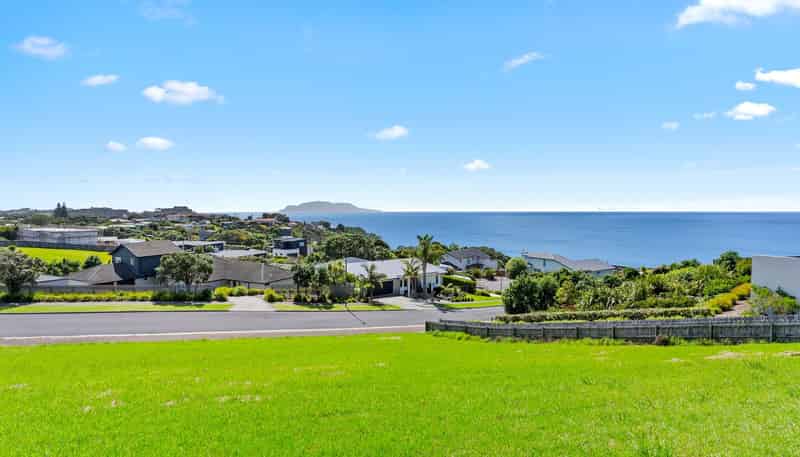 54 Lax Crescent, Leigh