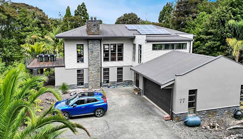 77 Paremoremo Road, Albany