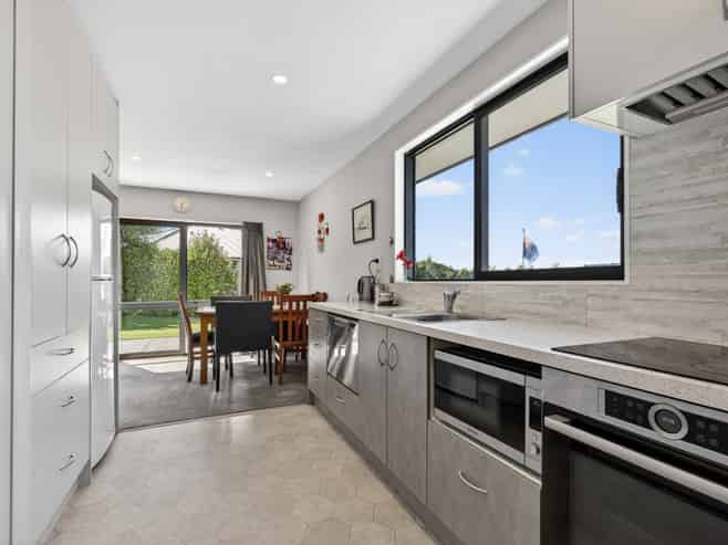 1920 Telegraph Road, Darfield