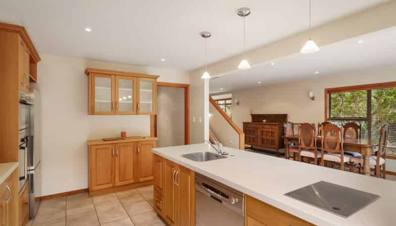 207 Jellicoe Lane, Thames