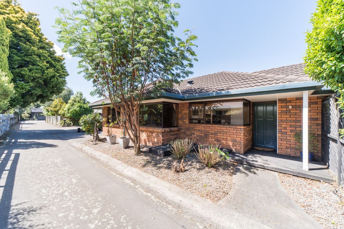 Stylish, Private and Move-In Ready