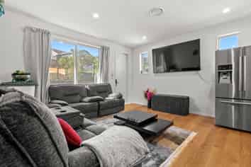 1/40D Tomo Street, New Lynn