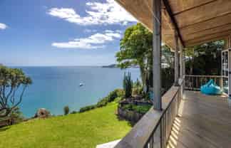 9 Pah Road, Onetangi