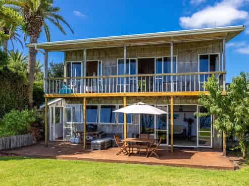 9 Pah Road, Onetangi