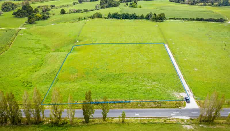 331 West Coast Road, Makarau