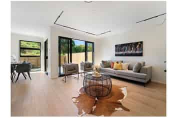 11 Taipahitini Road, Rosehill