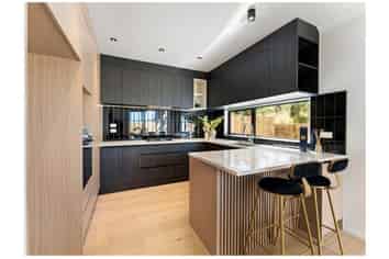 11 Taipahitini Road, Rosehill