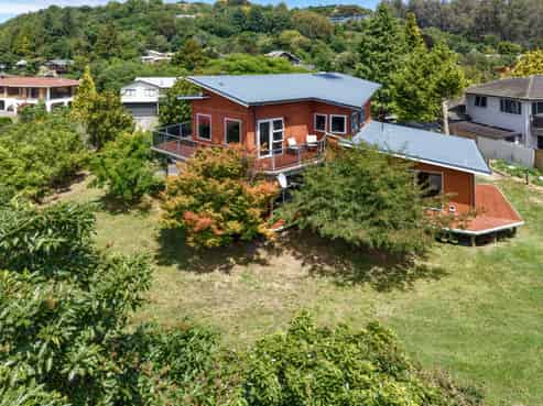 22 Reeves Road, Acacia Bay