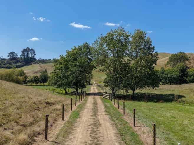 880 Kopuku Road, Maramarua