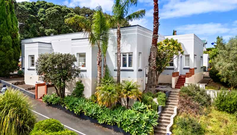 3/64 Victoria Road, Devonport