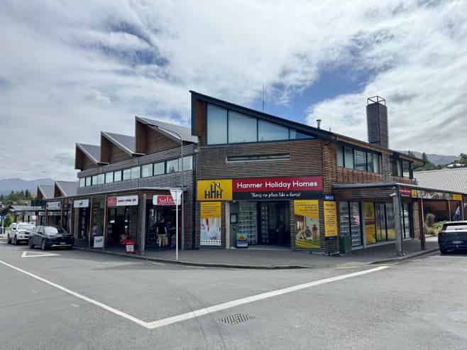 Tenanted corner premises with an apartment