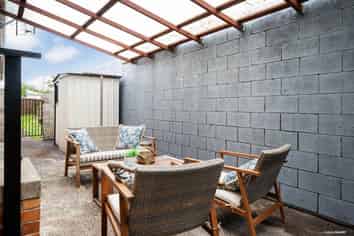 3/37 Buckingham Crescent, Manukau