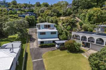 65 De Luen Avenue, Tindalls Beach
