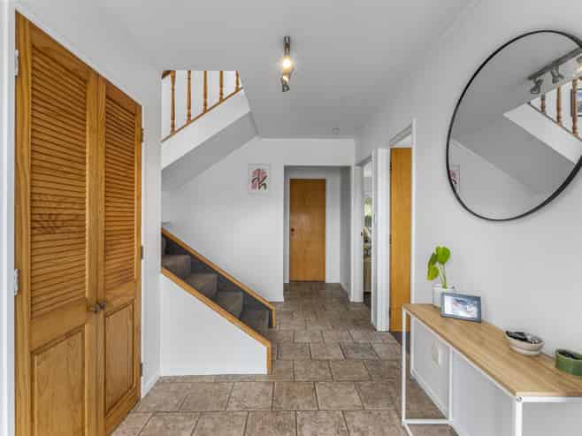 2 Newberry Place, Richmond Heights