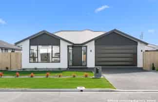 15 Samantha Lawry Road, Wigram