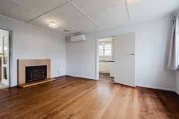 18 Roots Street West, FEILDING