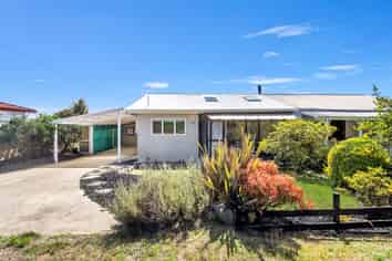 1/11 Manson Avenue, Stoke