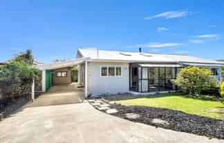 1/11 Manson Avenue, Stoke