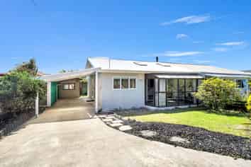 1/11 Manson Avenue, Stoke