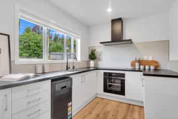 1/11 Manson Avenue, Stoke