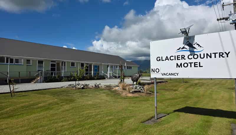 44 Main Road, Whataroa