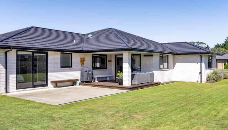 10 Mercade Close, Stratford