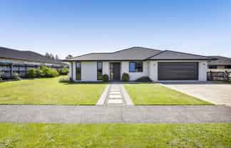 10 Mercade Close, Stratford