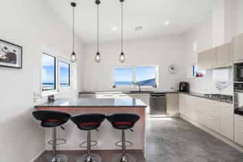 102 Moncks Spur Road, Redcliffs