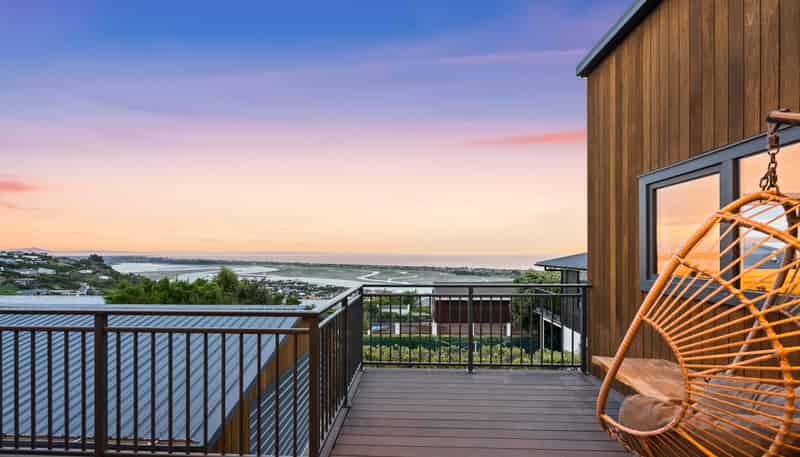 102 Moncks Spur Road, Redcliffs