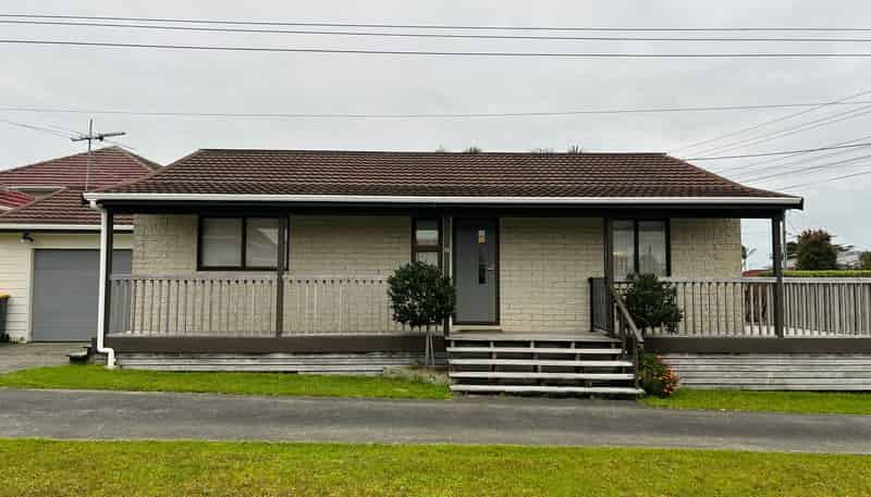 5A Strid Road, Te Atatu South