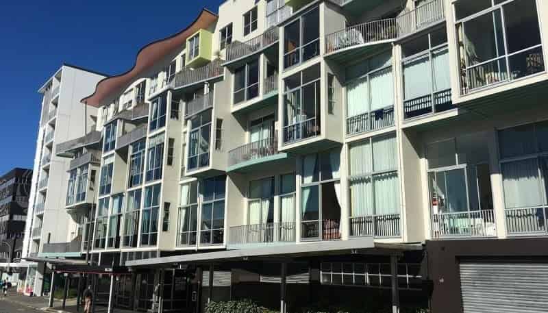 4R/51 Webb St, Mount Cook