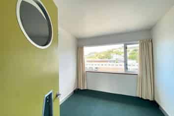 4R/51 Webb St, Mount Cook