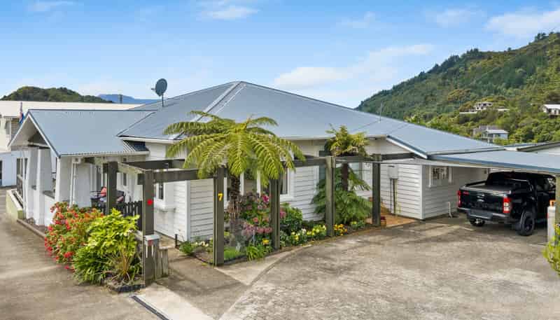 7 Broadway, Picton