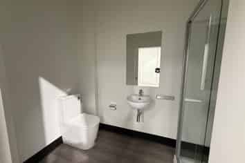 Tidy Industrial Unit Available