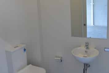 Tidy Industrial Unit Available