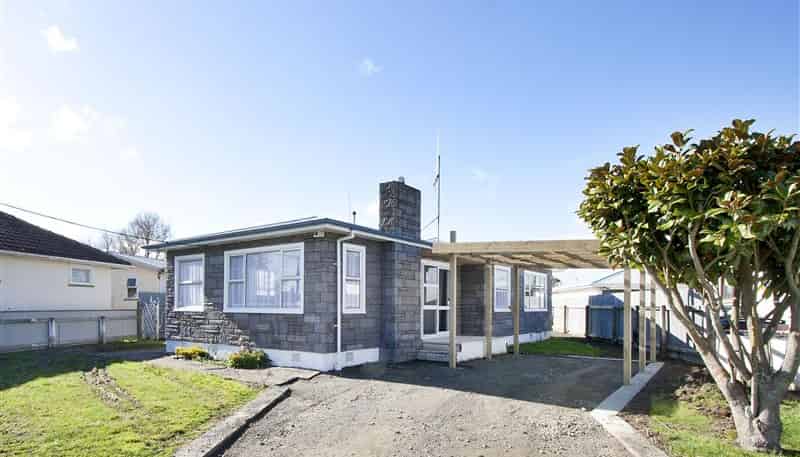 21 Churchill Avenue, Feilding