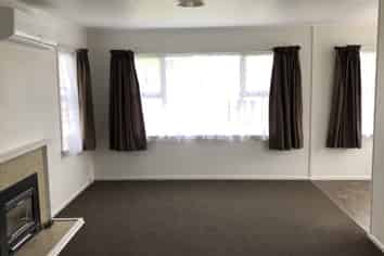 21 Churchill Avenue, Feilding