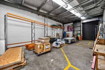 Showroom, Warehouse and Office