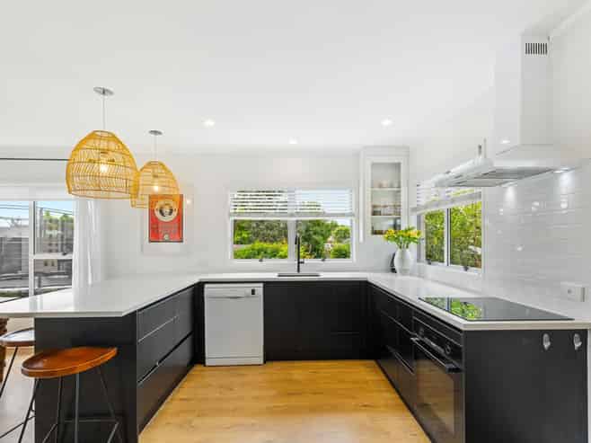 47 Red Beach Road, Red Beach